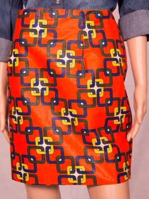 Links Short Zip Up Skirt in Skirts